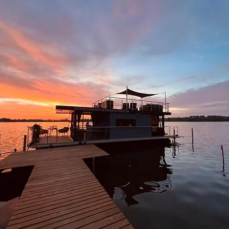 Seezeit- Schwielochsee- Hausboot