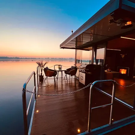 Hotel na wodzie Seezeit- Schwielochsee- Hausboot