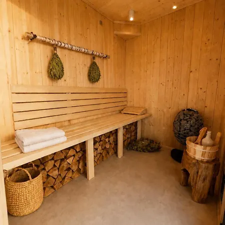 Bohea Hausboot Mit Sauna Und Kamin Ботель *