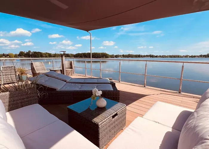 Seezeit- Schwielochsee- Hausboot Hotel en barco *